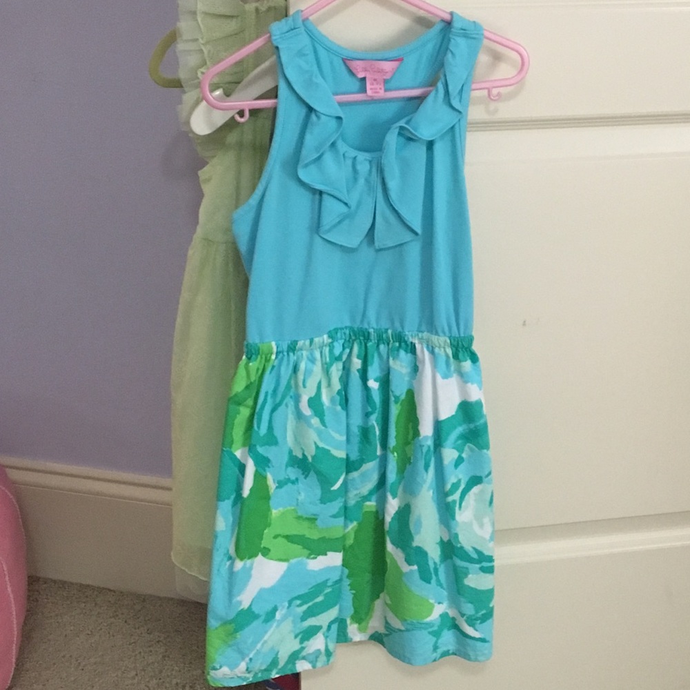 Girl Lilly Pulitzer size 6/7 dress!